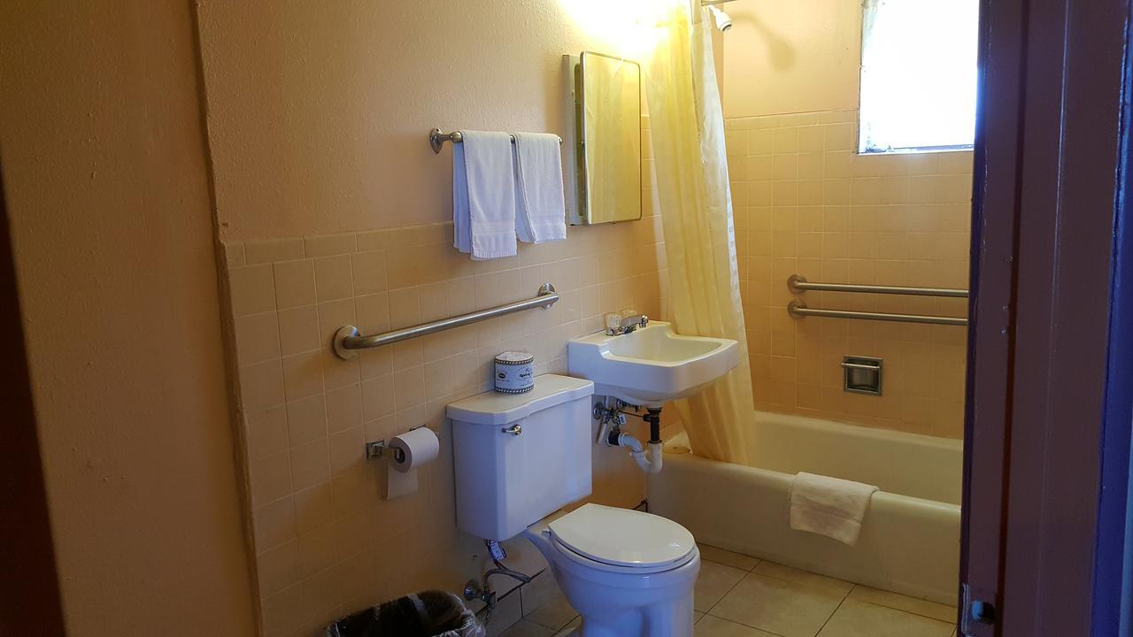 Westernaire Motel Меса Экстерьер фото